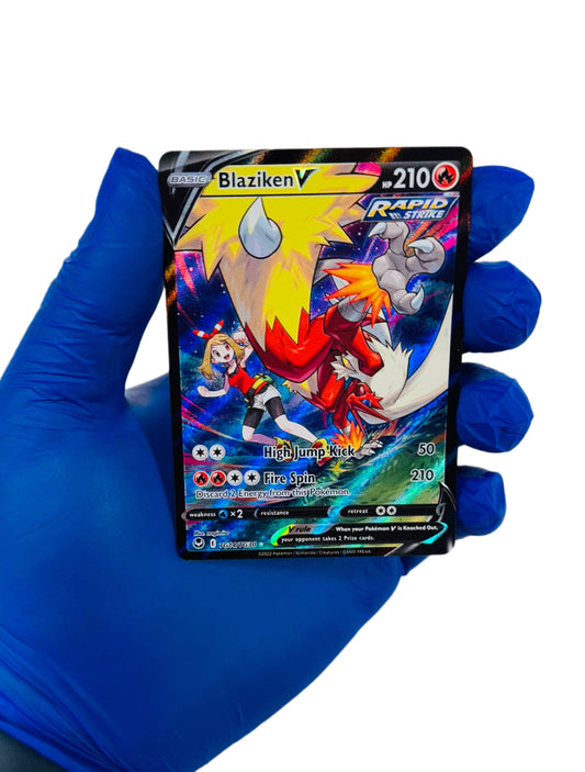 Blaziken V TG14/TG30